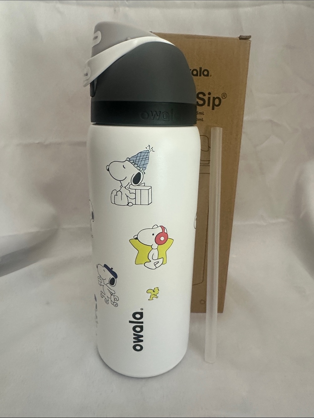 Custom Engraved Owala FreeSip Snoopy White 32 oz